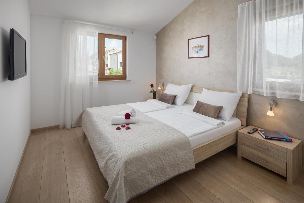 Villa Alena Porec Exterior photo